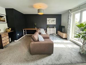 Lounge area- click for photo gallery